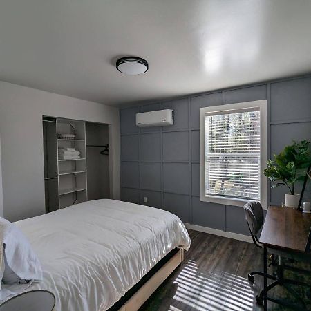 פיינטופ-לייקסייד Hillside Hangout 3Bd/2Ba, Elevated Deck Sunsets מראה חיצוני תמונה