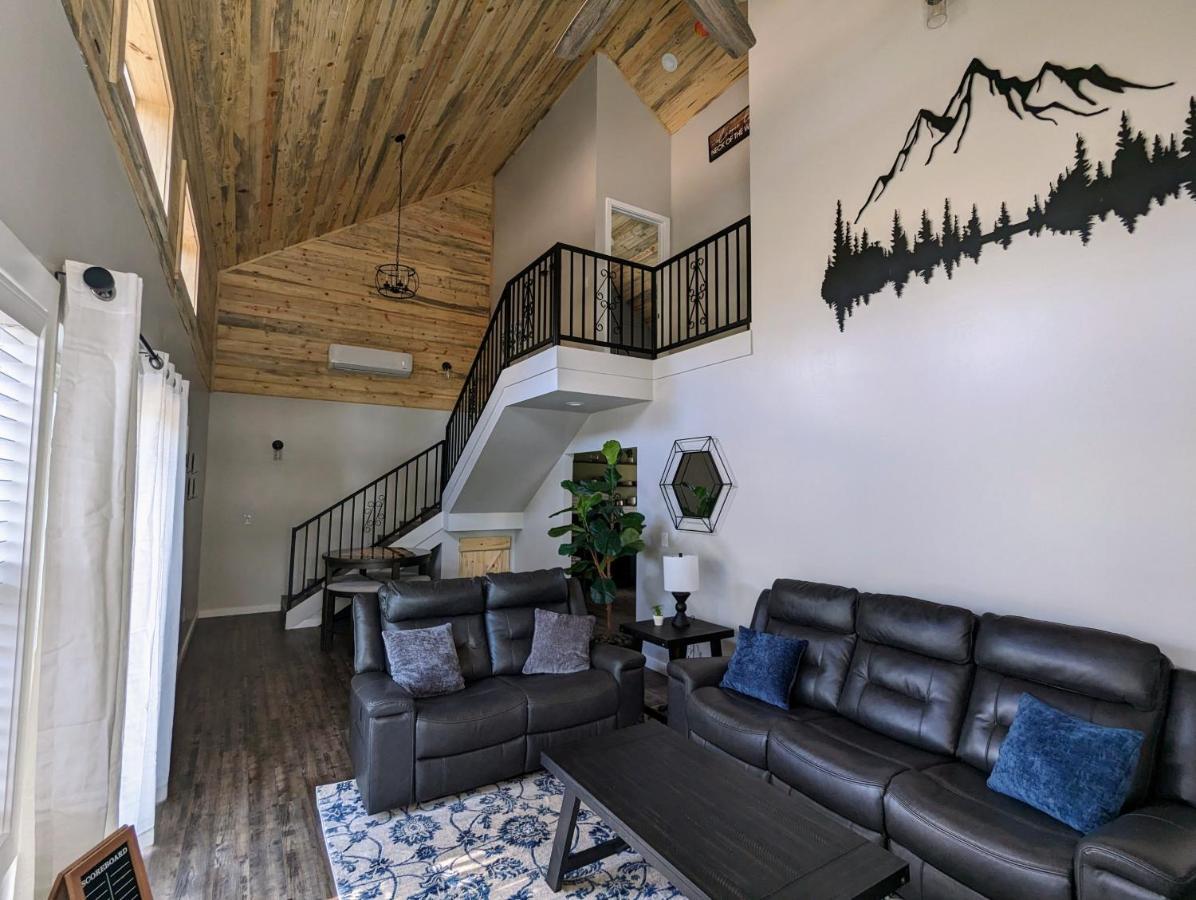 פיינטופ-לייקסייד Hillside Hangout 3Bd/2Ba, Elevated Deck Sunsets מראה חיצוני תמונה