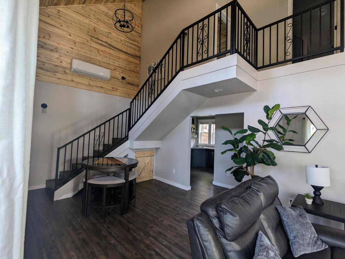 פיינטופ-לייקסייד Hillside Hangout 3Bd/2Ba, Elevated Deck Sunsets מראה חיצוני תמונה
